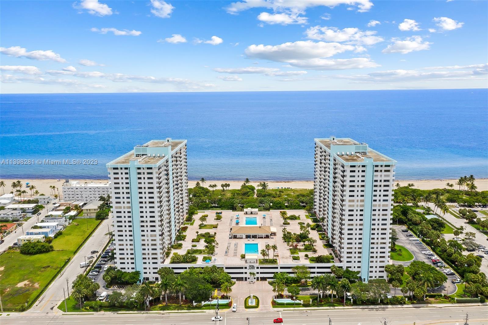 1201 Ocean Dr, Hollywood, Florida 33019, 2 Bedrooms Bedrooms, ,2 BathroomsBathrooms,Residential,Sold,SUMMIT,Ocean Dr,A11398281
