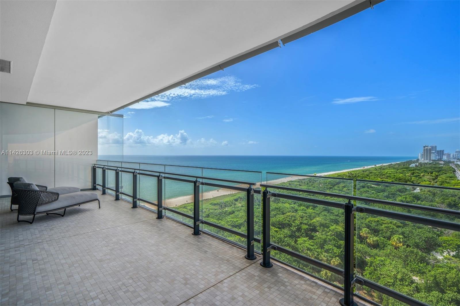 8701 Collins Ave, Miami Beach, Florida 33154, 2 Bedrooms Bedrooms, ,2 BathroomsBathrooms,Residential,Sold,EIGHTY SEVEN PARK,Collins Ave,A11426303