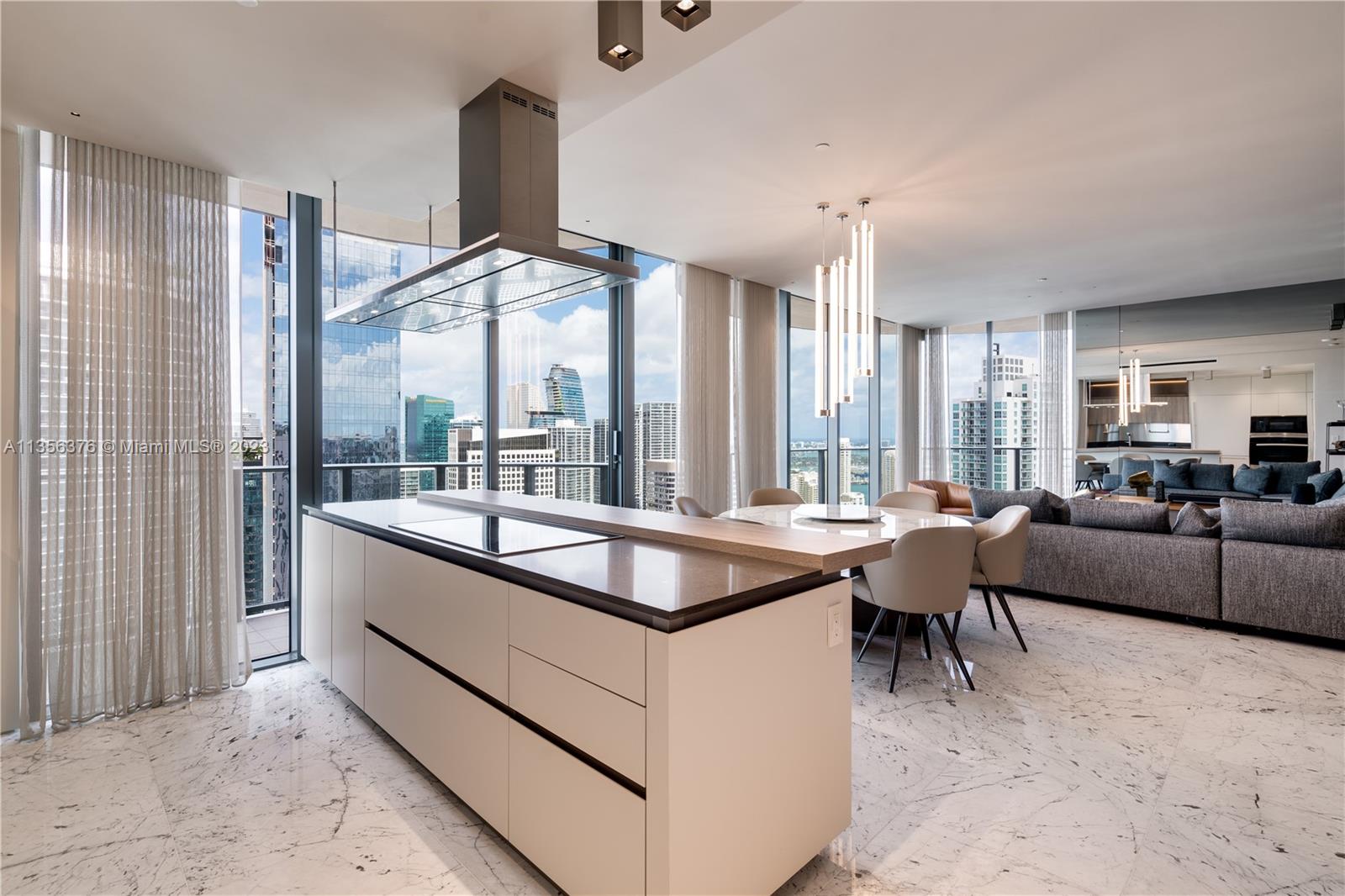 1000 Brickell Plz, Miami, Florida 33131, 3 Bedrooms Bedrooms, ,3 BathroomsBathrooms,Residential,Sold,Brickell Flatiron Condo,Brickell Plz,A11356376