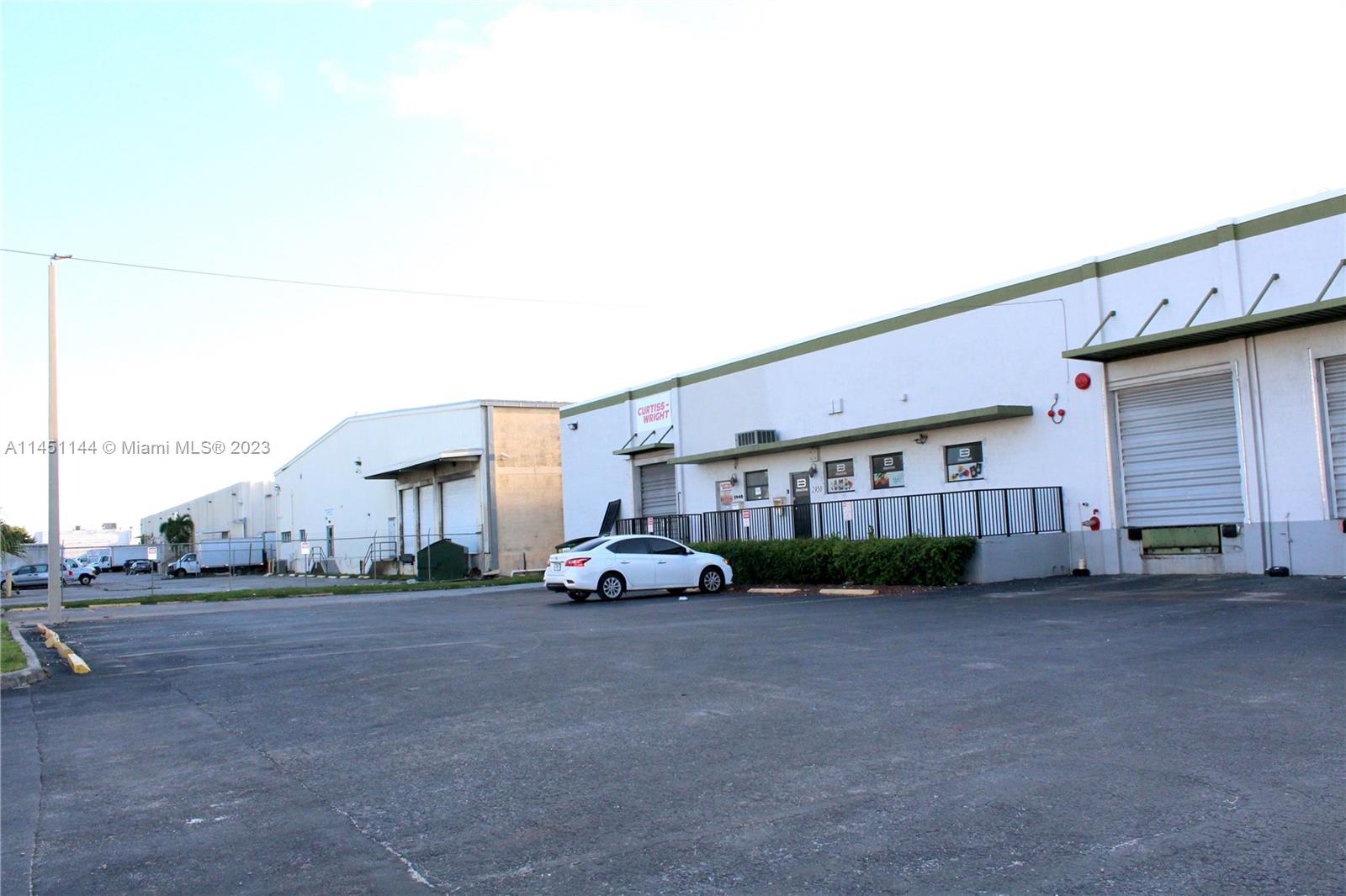 1950 70th Ave, Miami, Florida 33126, ,Commercial Sale,Sold,70th Ave,A11451144