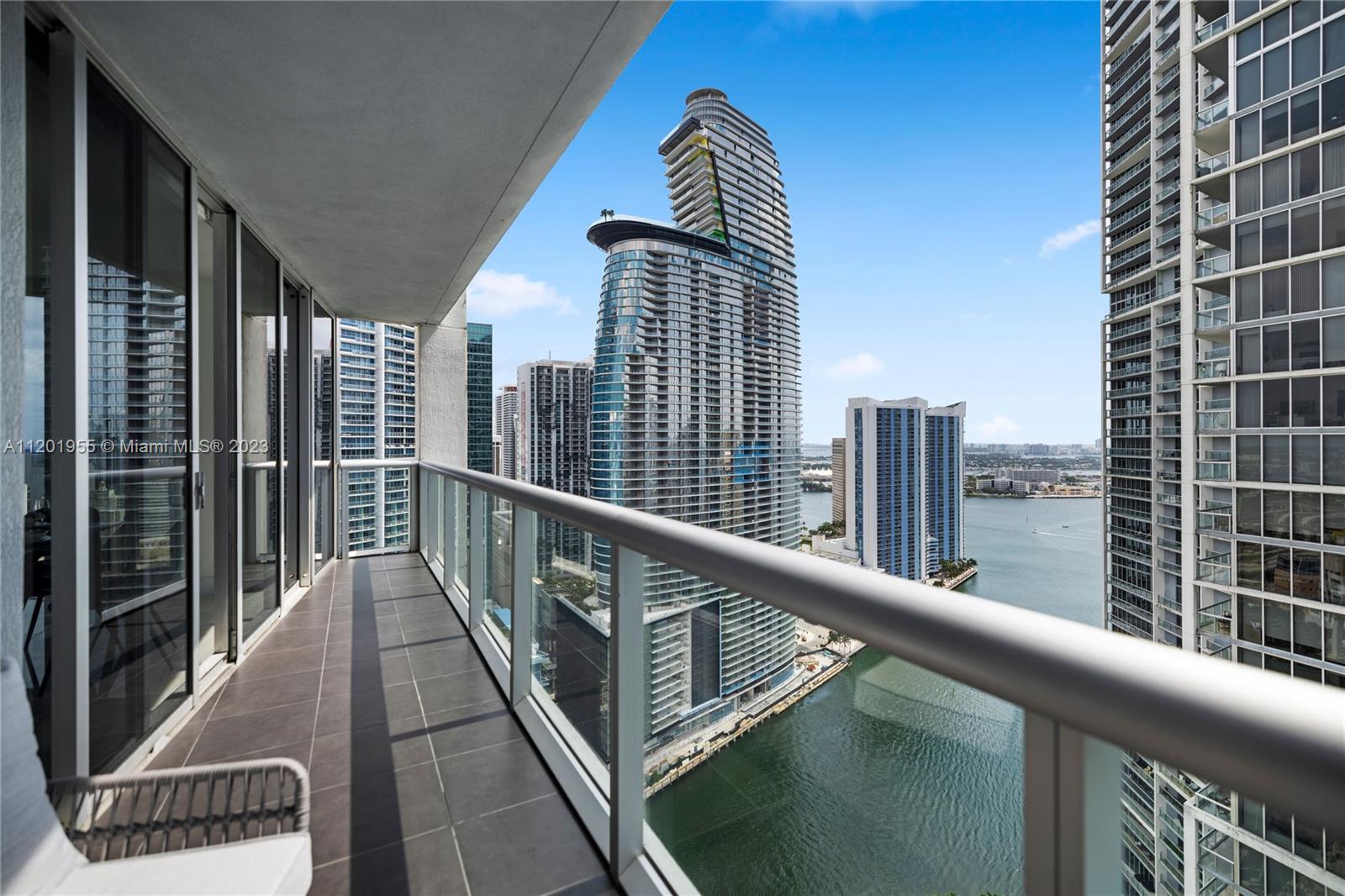 485 Brickell Ave, Miami, Florida 33131, 2 Bedrooms Bedrooms, ,2 BathroomsBathrooms,Residential,Sold,Icon Brickell Tower 3,Brickell Ave,A11201955