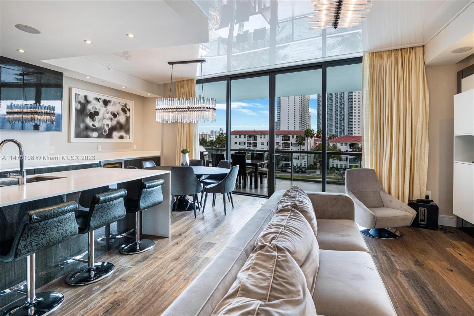 3250 188th St, Aventura, Florida 33180, 3 Bedrooms Bedrooms, ,4 BathroomsBathrooms,Residential,Sold,ECHO AVENTURA,188th St,A11475108