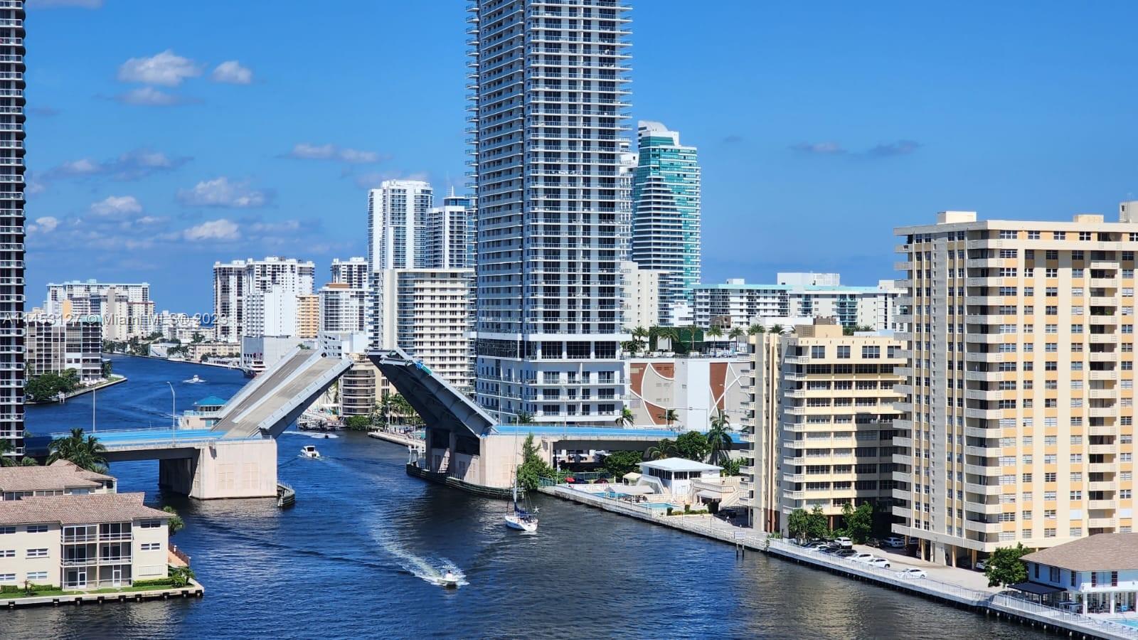 121 Golden Isles Dr, Hallandale Beach, Florida 33009, 2 Bedrooms Bedrooms, ,2 BathroomsBathrooms,Residential,Sold,Dorsey Arms Condo,Golden Isles Dr,A11453127