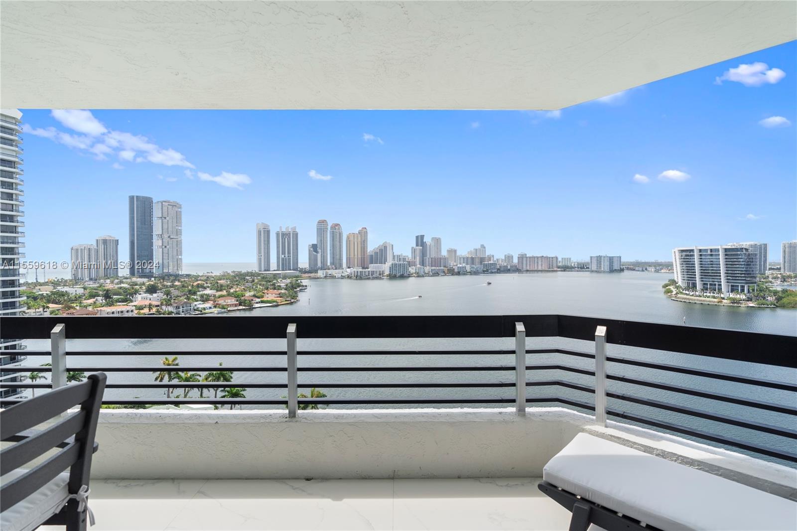 3600 Mystic Pointe Dr, Aventura, Florida 33180, 2 Bedrooms Bedrooms, ,2 BathroomsBathrooms,Residential,For Sale,MYSTIC POINTE CONDO,Mystic Pointe Dr,A11559618