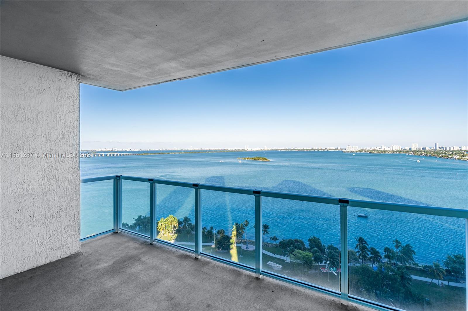 1900 Bayshore Dr, Miami, Florida 33132, 2 Bedrooms Bedrooms, ,2 BathroomsBathrooms,Residential,Sold,QUANTUM ON THE BAY CONDO,Bayshore Dr,A11561237