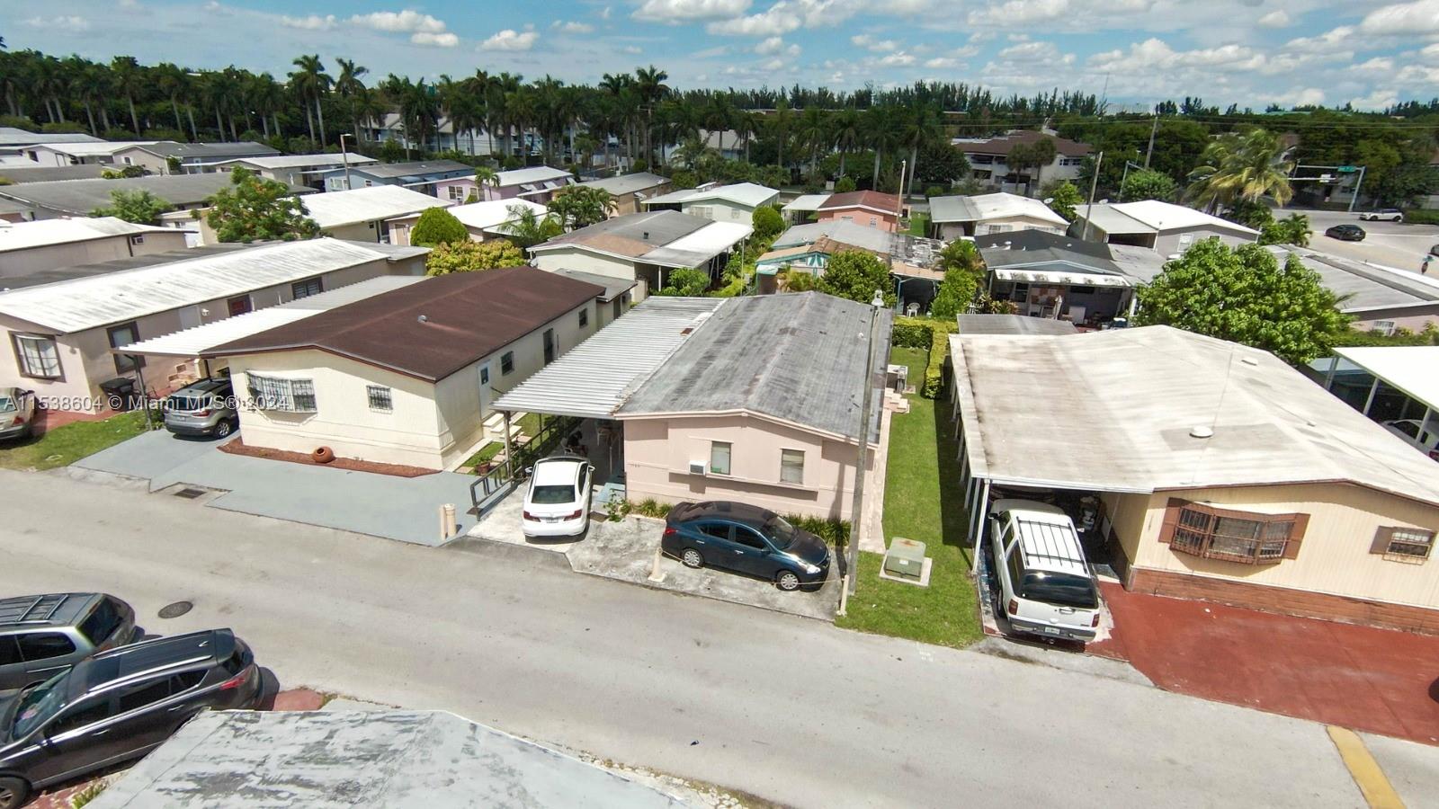 11211 6th st, Miami, Florida 33172, 3 Bedrooms Bedrooms, ,2 BathroomsBathrooms,Residential,Sold,SWEETWATER GROVES,6th st,A11538604