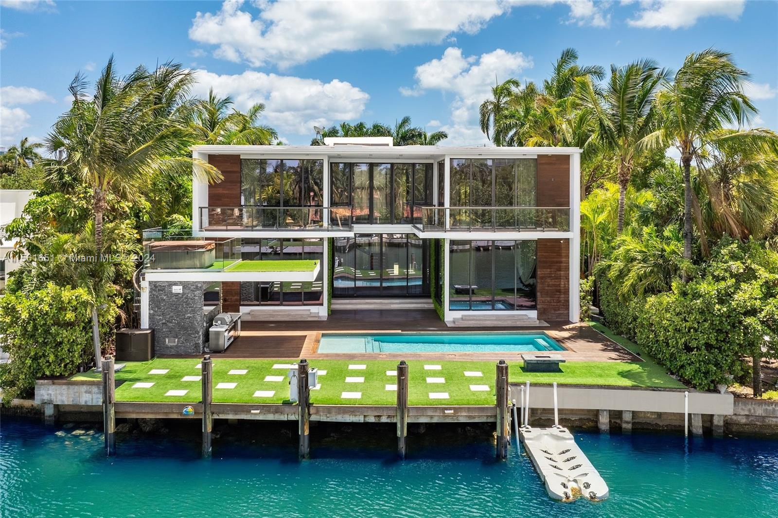 3300 Chase Ave, Miami Beach, Florida 33140, 5 Bedrooms Bedrooms, ,6 BathroomsBathrooms,Residential,Sold,MID GOLF EXTENSION SUB,Chase Ave,A11561651