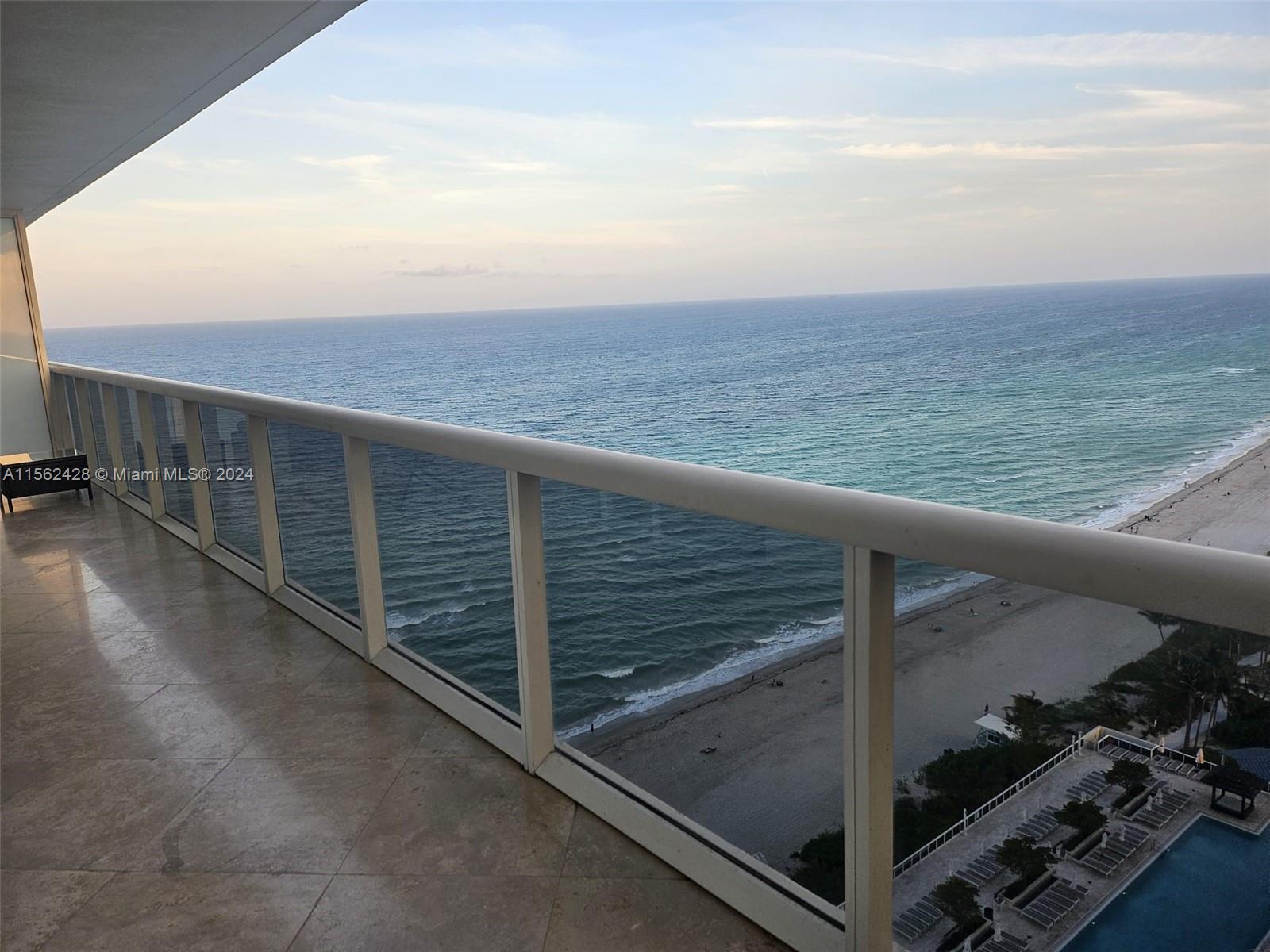 1830 Ocean Dr, Hallandale Beach, Florida 33009, 3 Bedrooms Bedrooms, ,3 BathroomsBathrooms,Residential Lease,For Rent,BEACH CLUB TWO CONDO,Ocean Dr,A11562428
