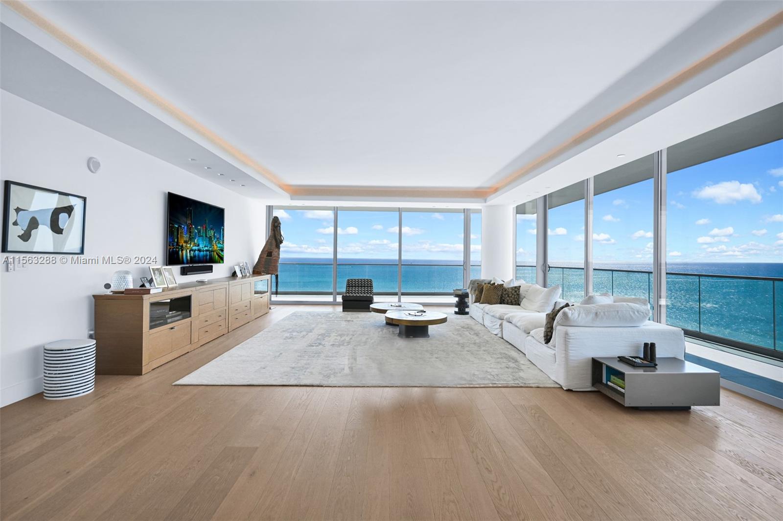 10201 Collins Ave, Bal Harbour, Florida 33154, 3 Bedrooms Bedrooms, ,4 BathroomsBathrooms,Residential Lease,For Rent,OCEANA BAL HARBOUR CONDO,Collins Ave,A11563288
