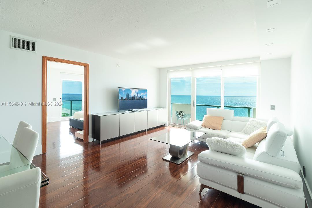 9499 Collins Ave, Surfside, Florida 33154, 3 Bedrooms Bedrooms, ,3 BathroomsBathrooms,Residential Lease,For Rent,SPIAGGIA OCEAN CONDO,Collins Ave,A11564849