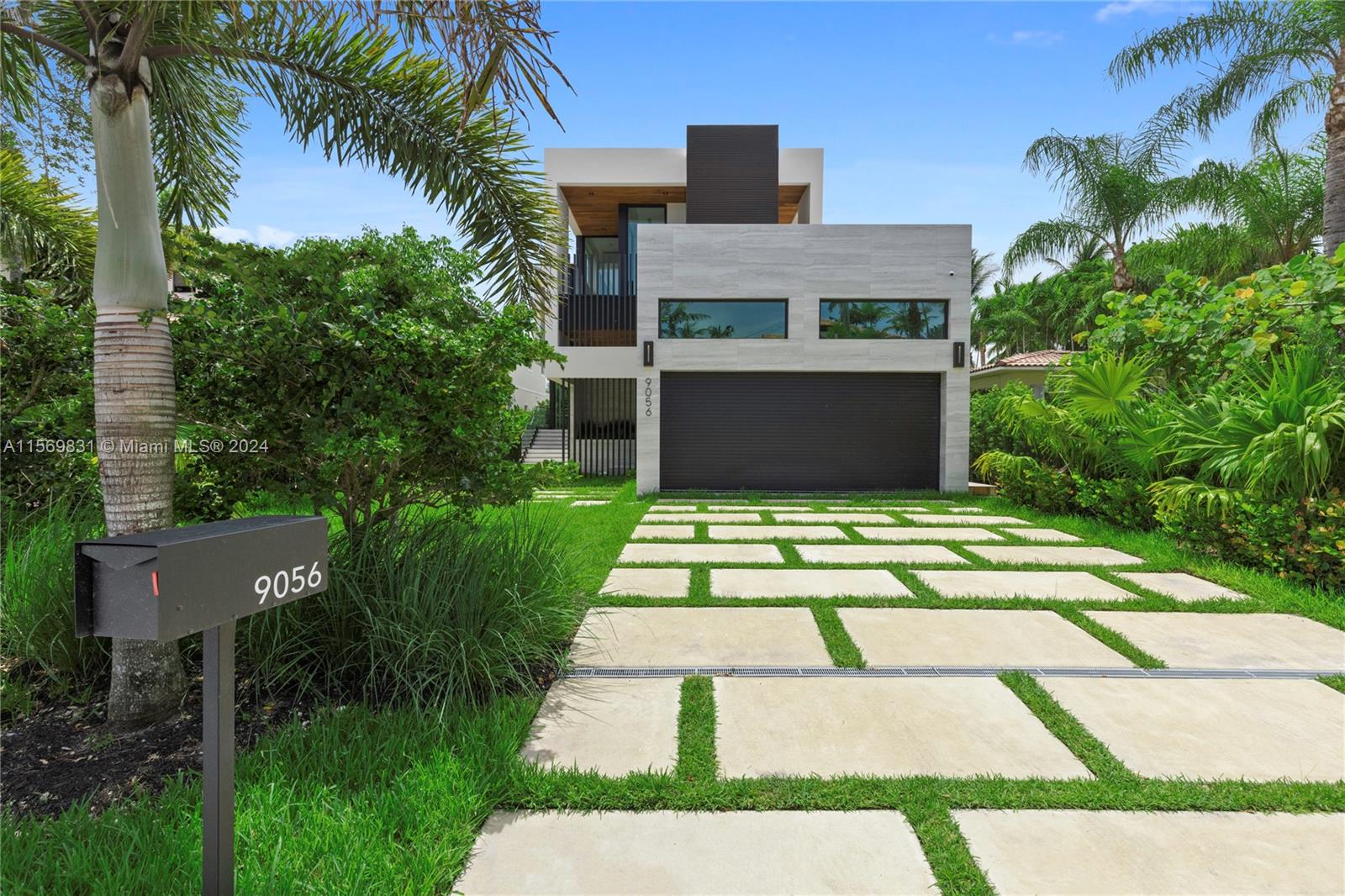 9056 Bay Dr, Surfside, Florida 33154, 7 Bedrooms Bedrooms, ,7 BathroomsBathrooms,Residential,For Sale,ALTOS DEL MAR NO 4,Bay Dr,A11569831