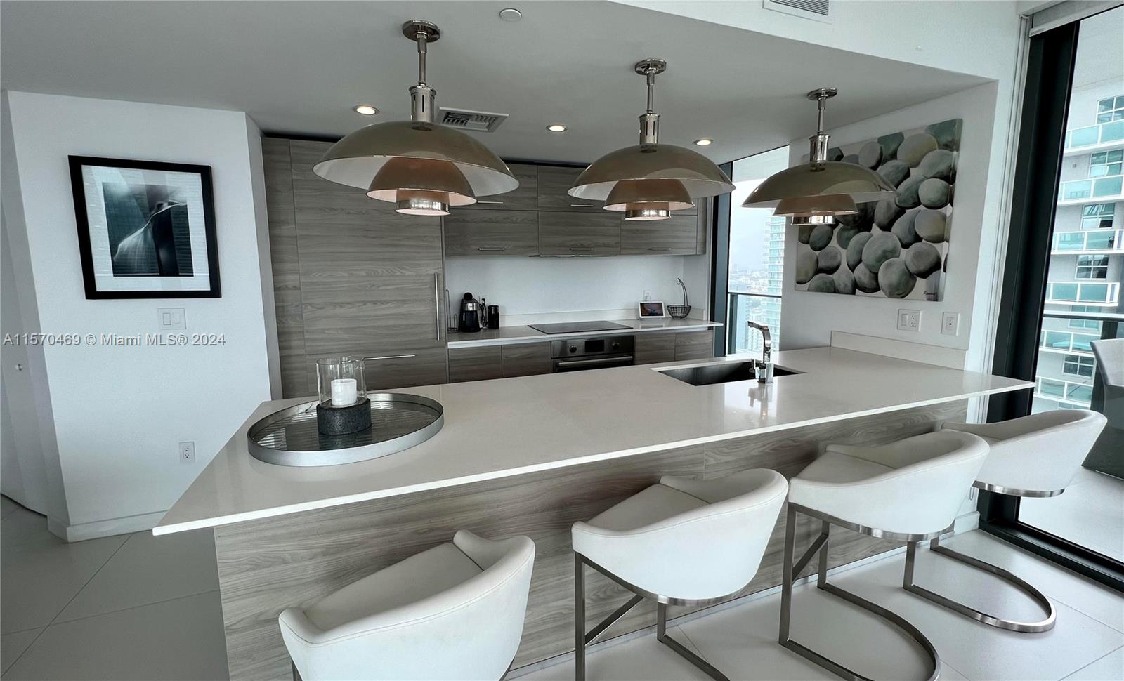 1300 Miami Ave, Miami, Florida 33130, 2 Bedrooms Bedrooms, ,2 BathroomsBathrooms,Residential Lease,For Rent,1300 S MIAMI AVENUE CONDO,Miami Ave,A11570469