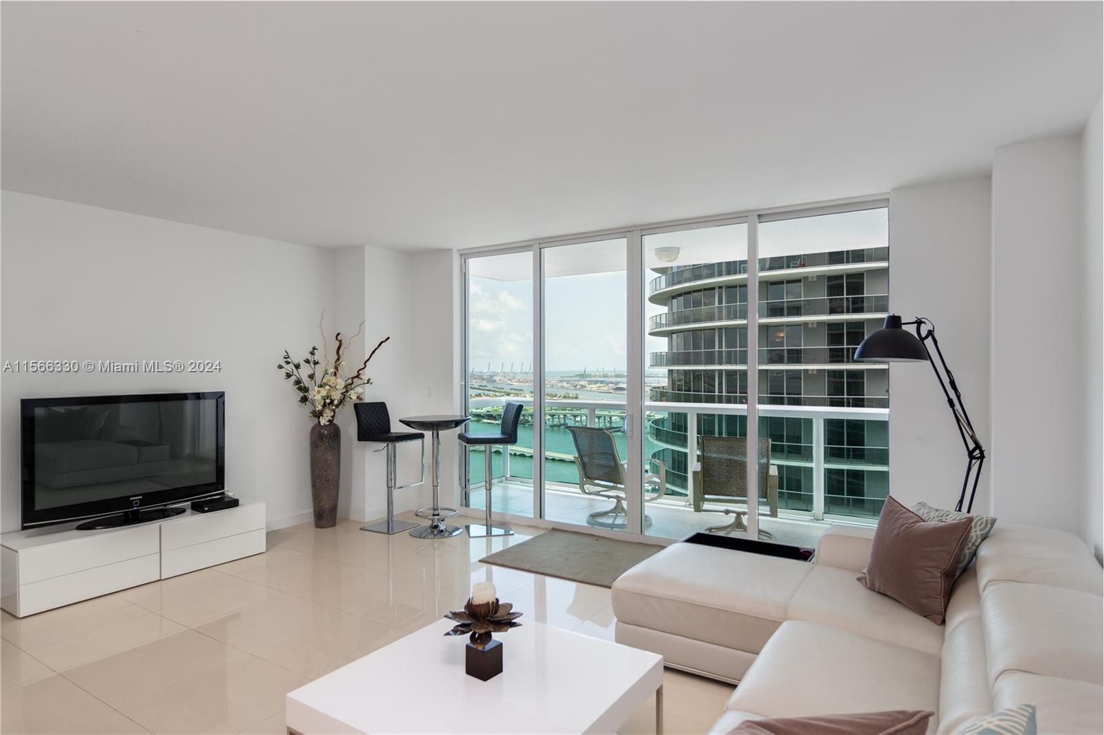 1800 Bayshore Dr, Miami, Florida 33132, 1 Bedroom Bedrooms, ,1 BathroomBathrooms,Residential Lease,For Rent,1800 CLUB CONDO,Bayshore Dr,A11566330