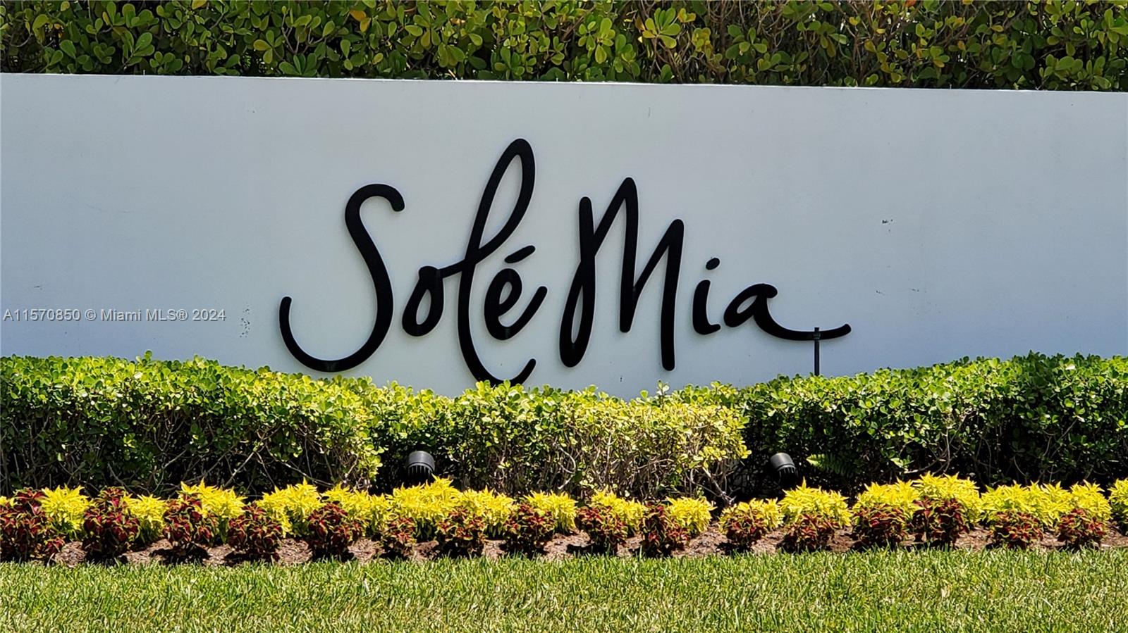 14951 Royal Oaks Ln, North Miami, Florida 33181, 2 Bedrooms Bedrooms, ,2 BathroomsBathrooms,Residential Lease,For Rent,THE OAKS I CONDO,Royal Oaks Ln,A11570850