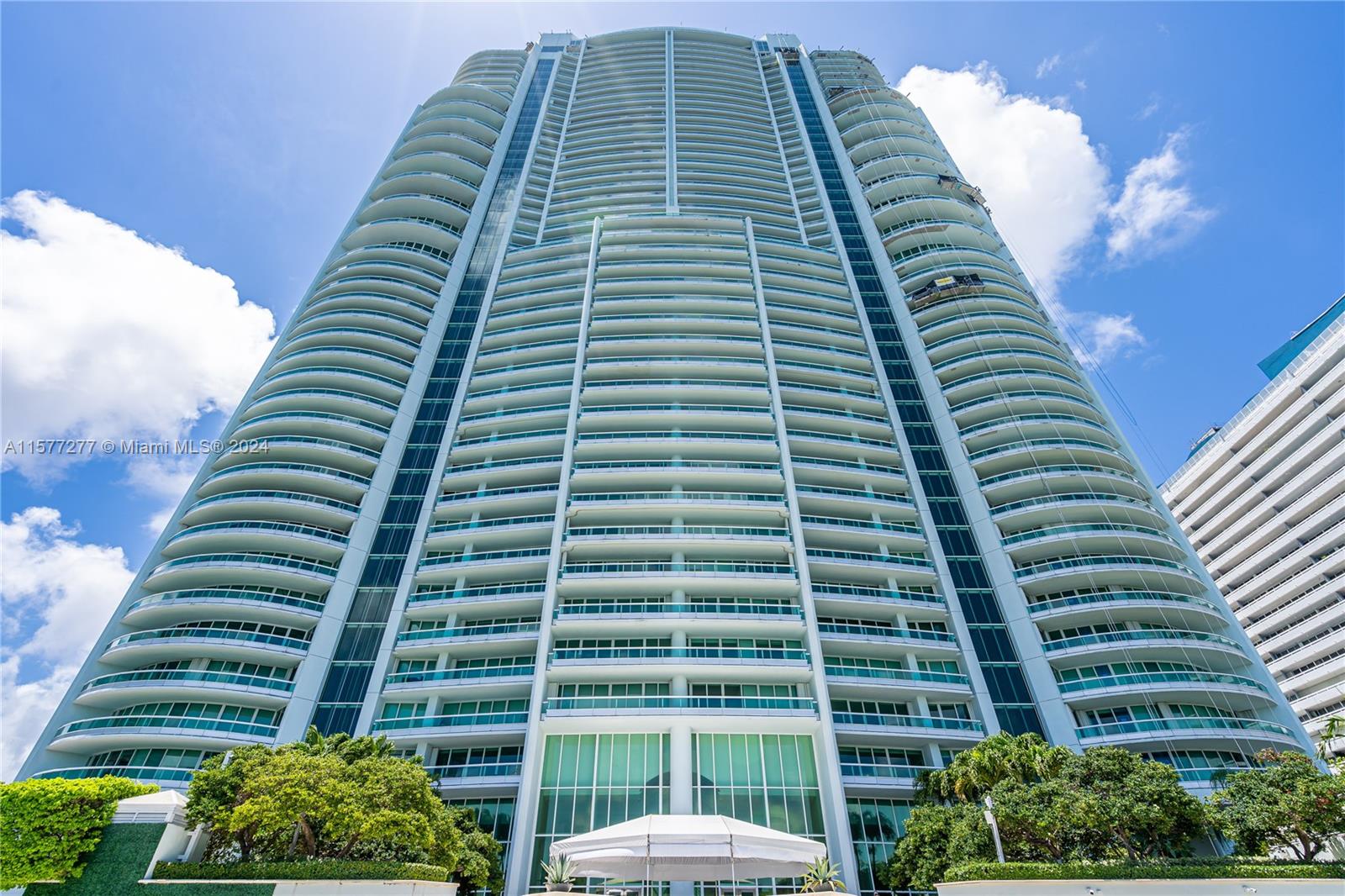 1643 Brickell Ave, Miami, Florida 33129, 2 Bedrooms Bedrooms, ,2 BathroomsBathrooms,Residential Lease,For Rent,SANTA MARIA CONDO,Brickell Ave,A11577277