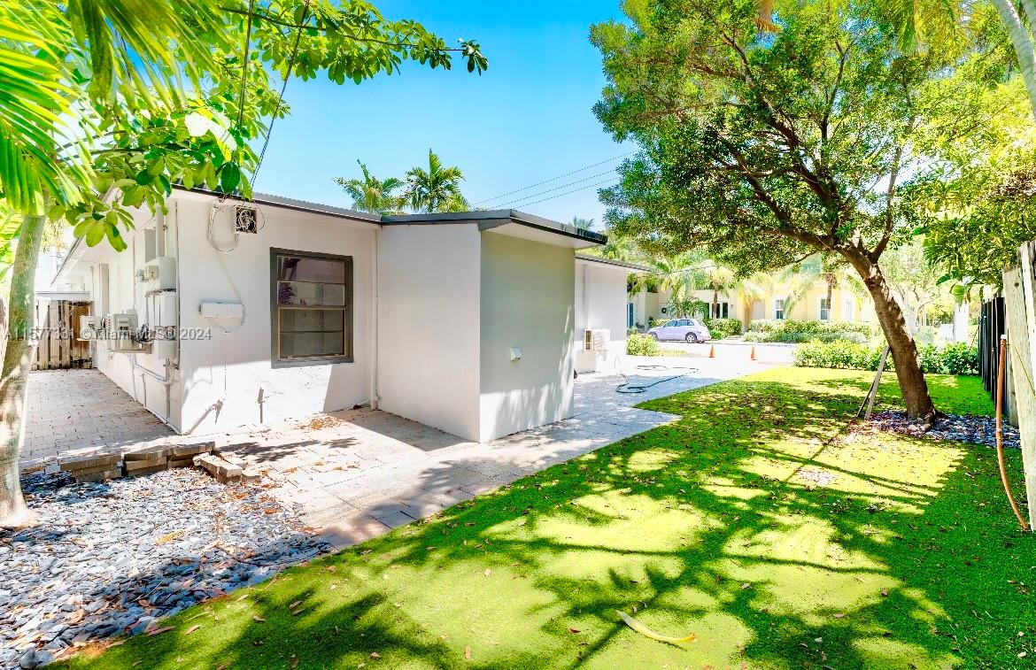 1615 9th St, Fort Lauderdale, Florida 33304, 2 Bedrooms Bedrooms, ,1 BathroomBathrooms,Residential Lease,For Rent,PROGRESSO,9th St,A11577331