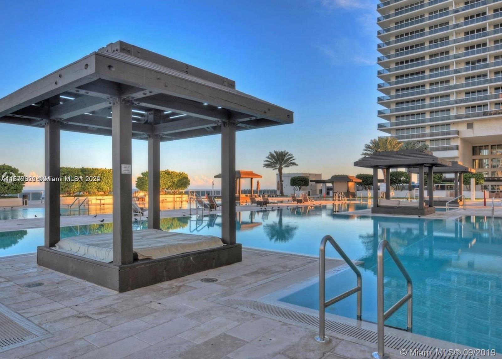 1850 Ocean Dr, Hallandale Beach, Florida 33009, 3 Bedrooms Bedrooms, ,3 BathroomsBathrooms,Residential Lease,For Rent,BEACH CLUB CONDO,Ocean Dr,A11579921