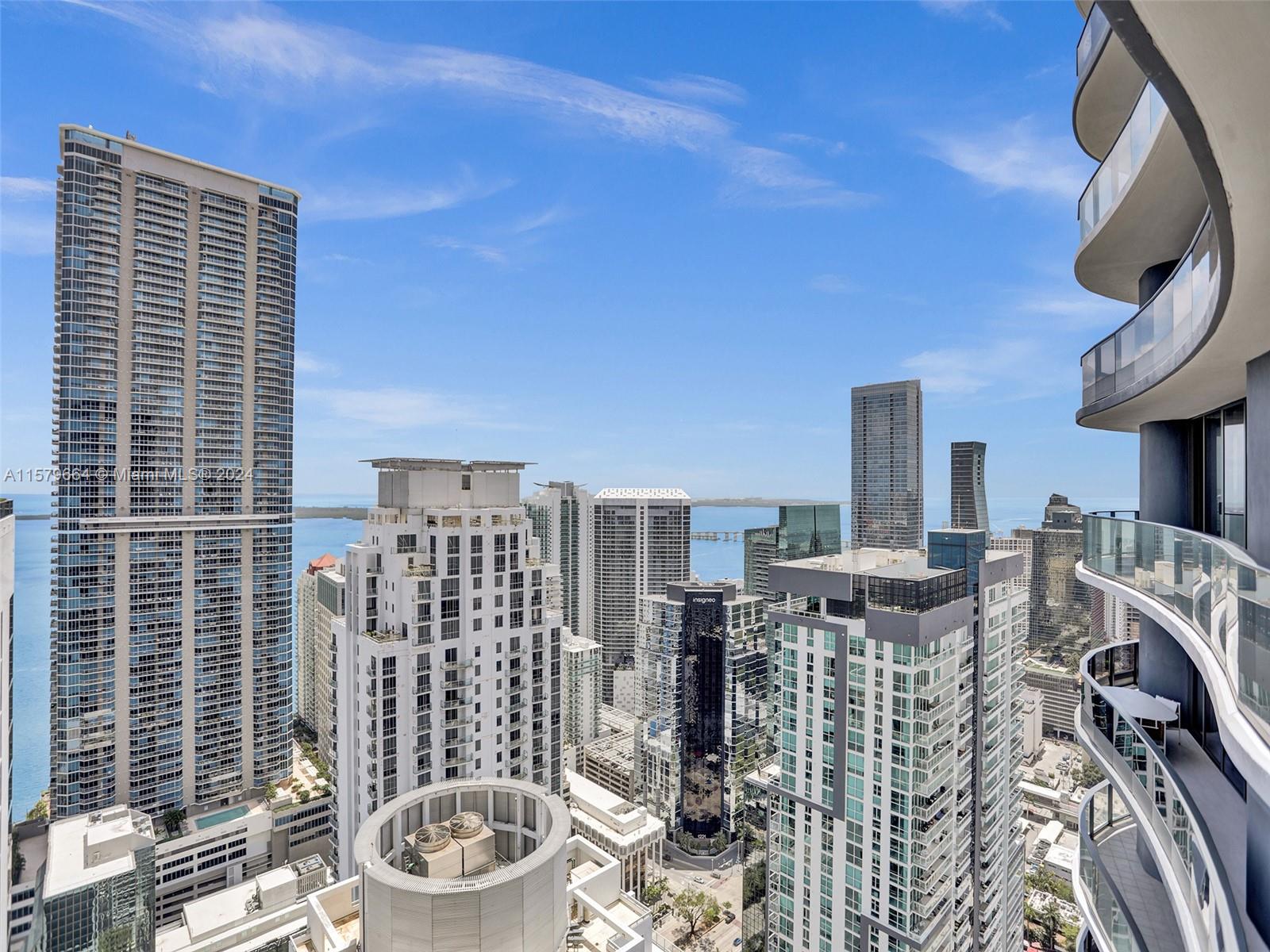 1000 Brickell Plz, Miami, Florida 33131, 3 Bedrooms Bedrooms, ,4 BathroomsBathrooms,Residential,For Sale,BRICKELL FLATIRON CONDO,Brickell Plz,A11579664