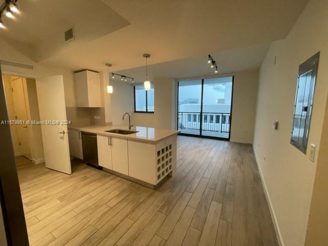 999 1st Ave, Miami, Florida 33130, 1 Bedroom Bedrooms, ,1 BathroomBathrooms,Residential,For Sale,NINE AT MARY BRICKELL VIL,1st Ave,A11579951
