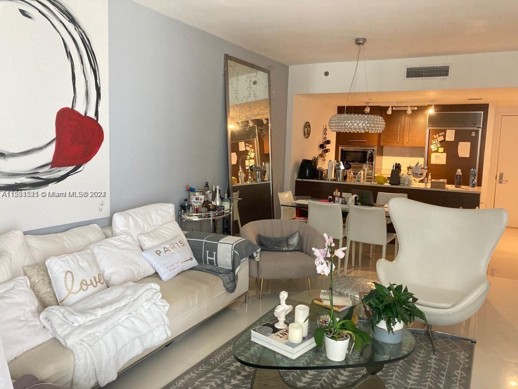 475 Brickell Ave, Miami, Florida 33131, 1 Bedroom Bedrooms, ,1 BathroomBathrooms,Residential Lease,For Rent,ICONBRICKELL CONDO NO 1,Brickell Ave,A11581321