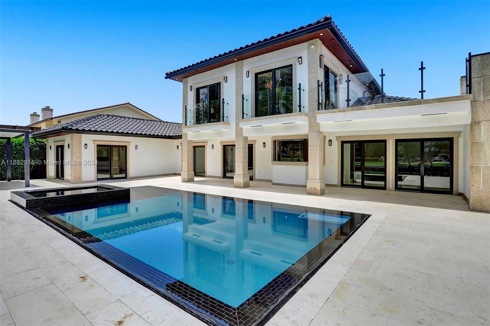 415 Holiday Dr, Hallandale Beach, Florida 33009, 6 Bedrooms Bedrooms, ,5 BathroomsBathrooms,Residential Lease,For Rent,GOLDEN ISLES ESTATES FIRS,Holiday Dr,A11582915