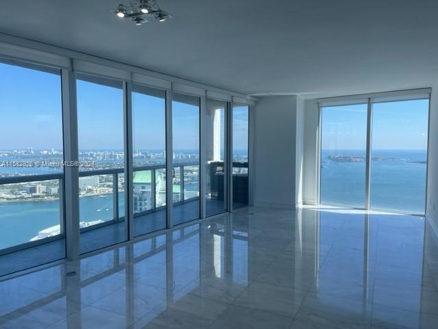 495 Brickell Ave, Miami, Florida 33131, 2 Bedrooms Bedrooms, ,2 BathroomsBathrooms,Residential Lease,For Rent,ICON BRICKELL NO TWO,Brickell Ave,A11582926
