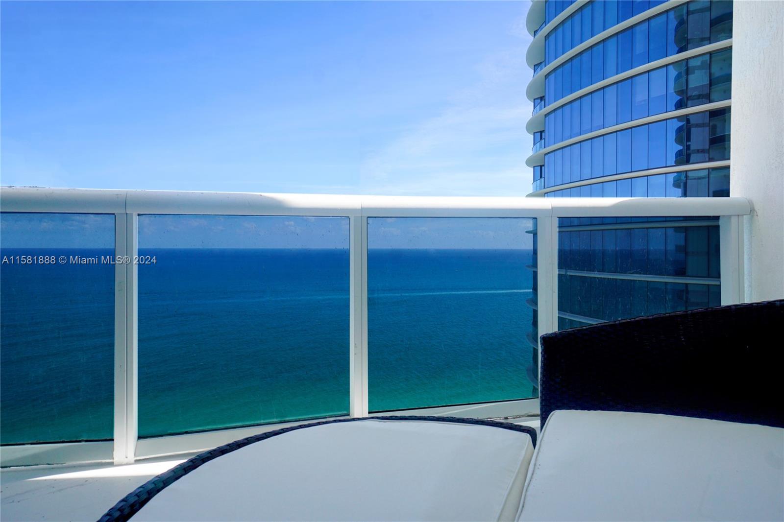 15811 Collins Ave, Sunny Isles Beach, Florida 33160, 2 Bedrooms Bedrooms, ,3 BathroomsBathrooms,Residential Lease,For Rent,TDR TOWER III CONDO,Collins Ave,A11581888