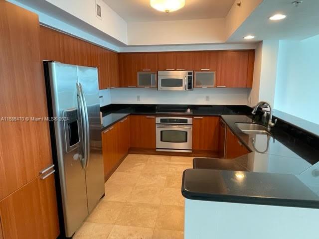 14951 Royal Oaks Ln, North Miami, Florida 33181, 3 Bedrooms Bedrooms, ,3 BathroomsBathrooms,Residential,Sold,151 at Biscayne,Royal Oaks Ln,A11585470