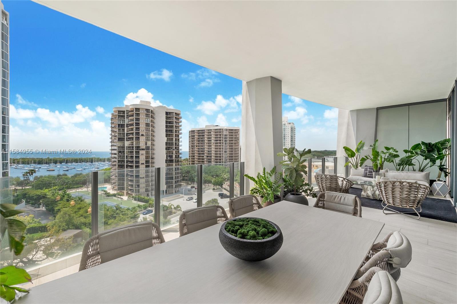 2831 Bayshore Dr, Miami, Florida 33133, 2 Bedrooms Bedrooms, ,2 BathroomsBathrooms,Residential Lease,For Rent,CLUB RESIDENCES AT PARK G,Bayshore Dr,A11584955