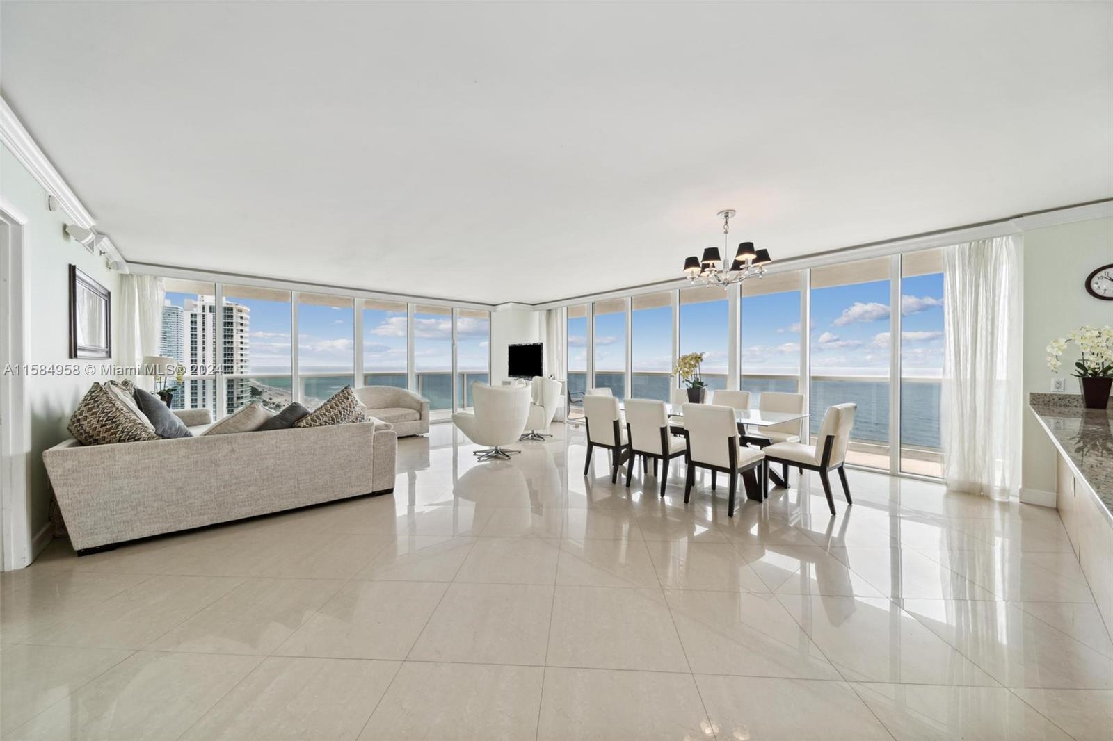 1830 Ocean Dr, Hallandale Beach, Florida 33009, 3 Bedrooms Bedrooms, ,3 BathroomsBathrooms,Residential,For Sale,Beach Club,Ocean Dr,A11584958