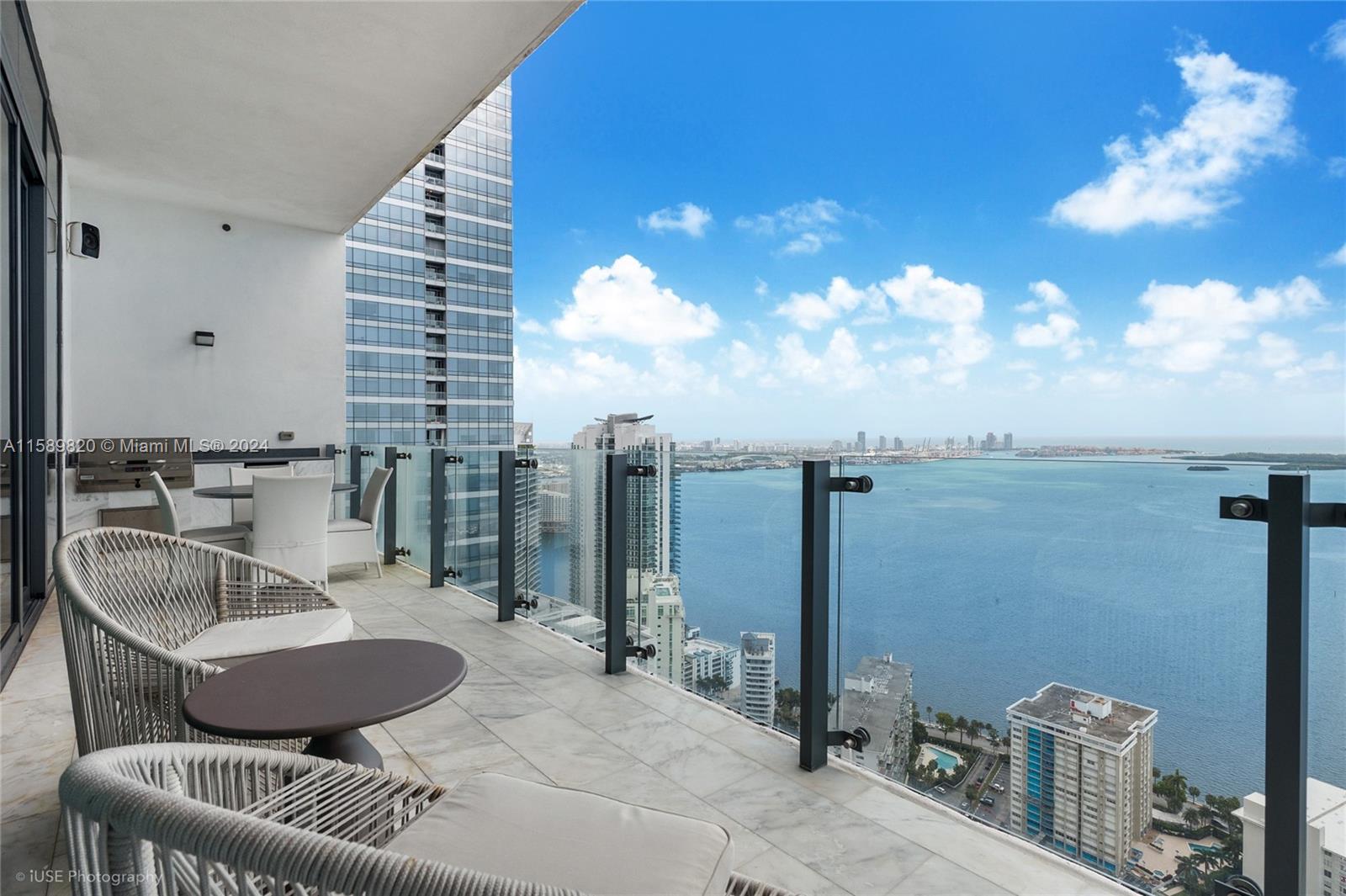 1451 Brickell Ave, Miami, Florida 33131, 4 Bedrooms Bedrooms, ,3 BathroomsBathrooms,Residential Lease,For Rent,ECHO BRICKELL CONDO,Brickell Ave,A11589820
