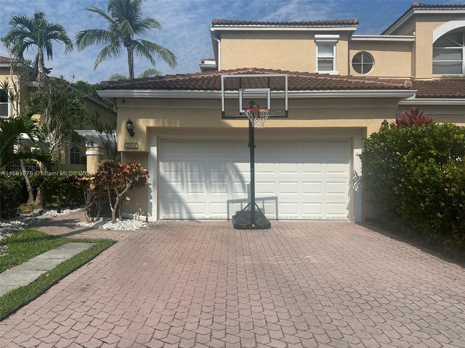 21022 34th Ct, Aventura, Florida 33180, 3 Bedrooms Bedrooms, ,2 BathroomsBathrooms,Residential Lease,For Rent,SPINNAKER BAY,34th Ct,A11591076 21022 34th Ct, Aventura, Florida 33180, 3 Bedrooms Bedrooms, ,2 BathroomsBathrooms,Residential Lease,For Rent,SPINNAKER BAY,34th Ct,A11591076