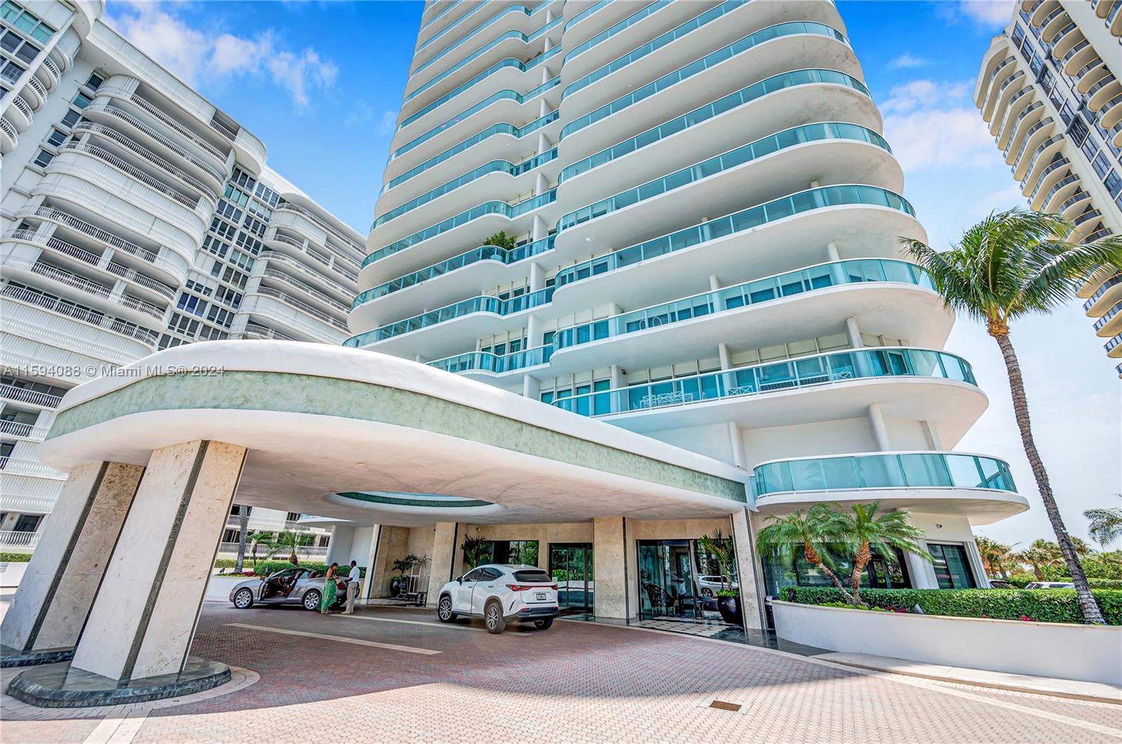 10101 Collins Ave, Bal Harbour, Florida 33154, 2 Bedrooms Bedrooms, ,4 BathroomsBathrooms,Residential Lease,For Rent,THE PALACE AT BAL HARBOUR,Collins Ave,A11594088