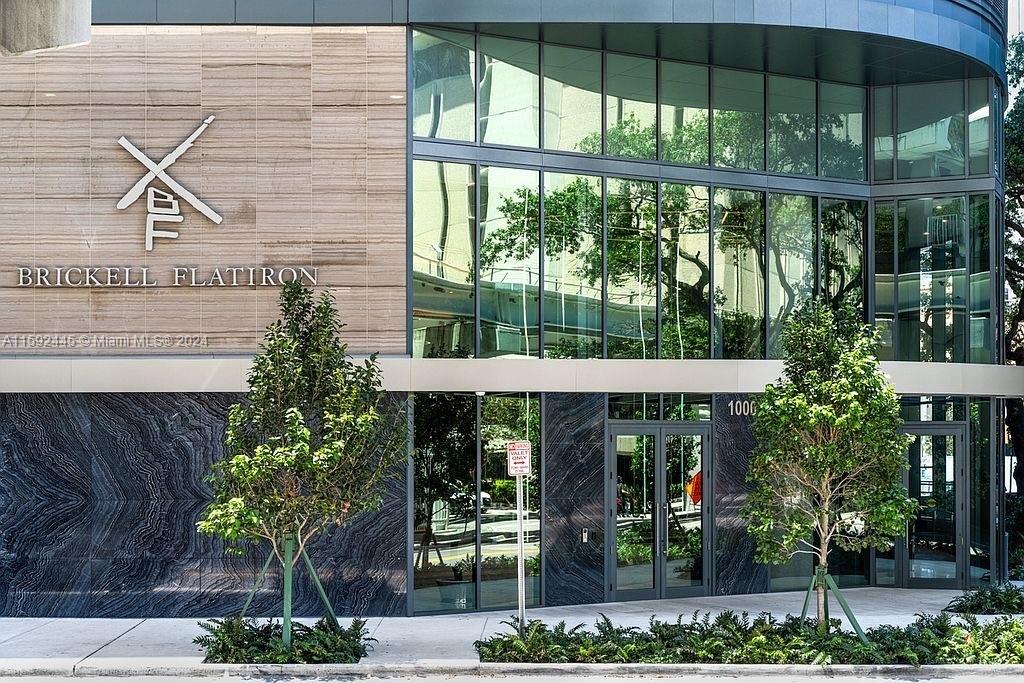 1000 Brickell Plz, Miami, Florida 33131, 3 Bedrooms Bedrooms, ,3 BathroomsBathrooms,Residential Lease,For Rent,BRICKELL FLATIRON CONDO,Brickell Plz,A11592445