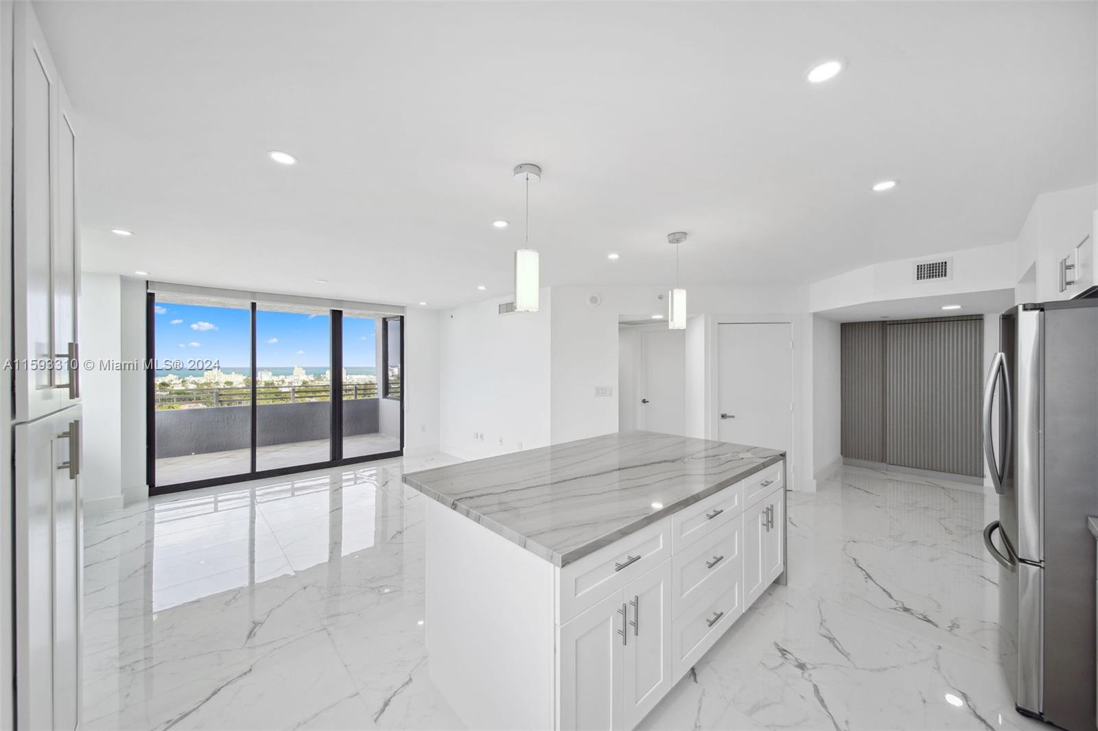 1330 West Ave, Miami Beach, Florida 33139, 2 Bedrooms Bedrooms, ,2 BathroomsBathrooms,Residential Lease,For Rent,THE WAVERLY AT SOUTH BEAC,West Ave,A11593310