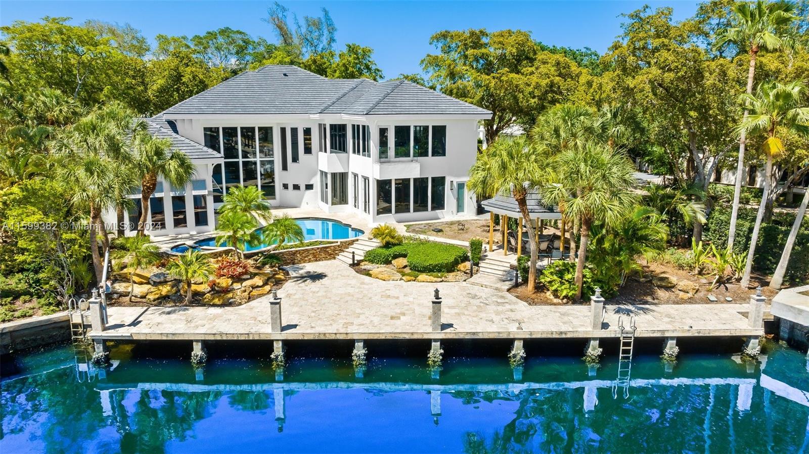 190 Compass Dr, Fort Lauderdale, Florida 33308, 4 Bedrooms Bedrooms, ,4 BathroomsBathrooms,Residential,For Sale,BAY COLONY SECTION OF THE,Compass Dr,A11599382