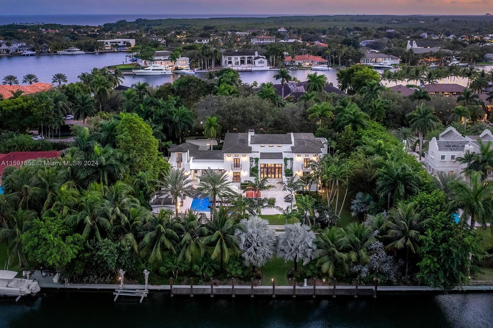 555 Arvida Pkwy, Coral Gables, Florida 33156, 6 Bedrooms Bedrooms, ,6 BathroomsBathrooms,Residential,For Sale,GABLES ESTATES,Arvida Pkwy,A11591855