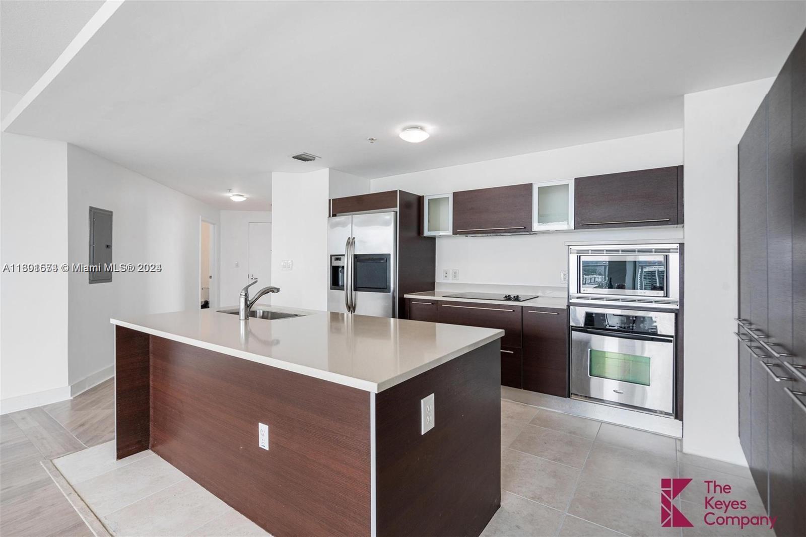 1900 Bayshore Dr, Miami, Florida 33132, 2 Bedrooms Bedrooms, ,2 BathroomsBathrooms,Residential,For Sale,QUANTUM,Bayshore Dr,A11601573