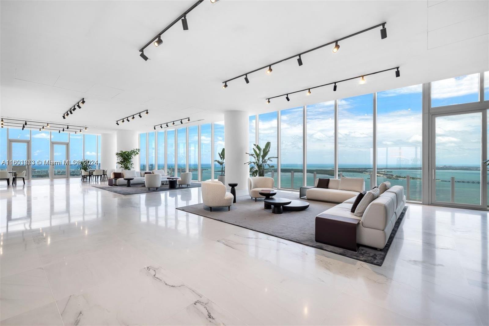 300 Biscayne Blvd Way, Miami, Florida 33131, 1 Bedroom Bedrooms, ,1 BathroomBathrooms,Residential,For Sale,Aston Martin Residences,Biscayne Blvd Way,A11601873