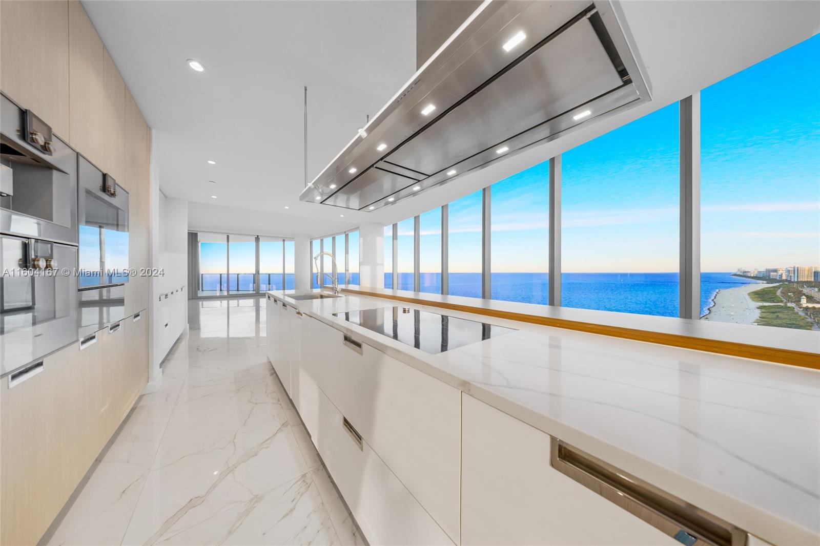 15701 Collins Ave, Sunny Isles Beach, Florida 33160, 4 Bedrooms Bedrooms, ,5 BathroomsBathrooms,Residential Lease,For Rent,15701 COLLINS CONDO,Collins Ave,A11604167