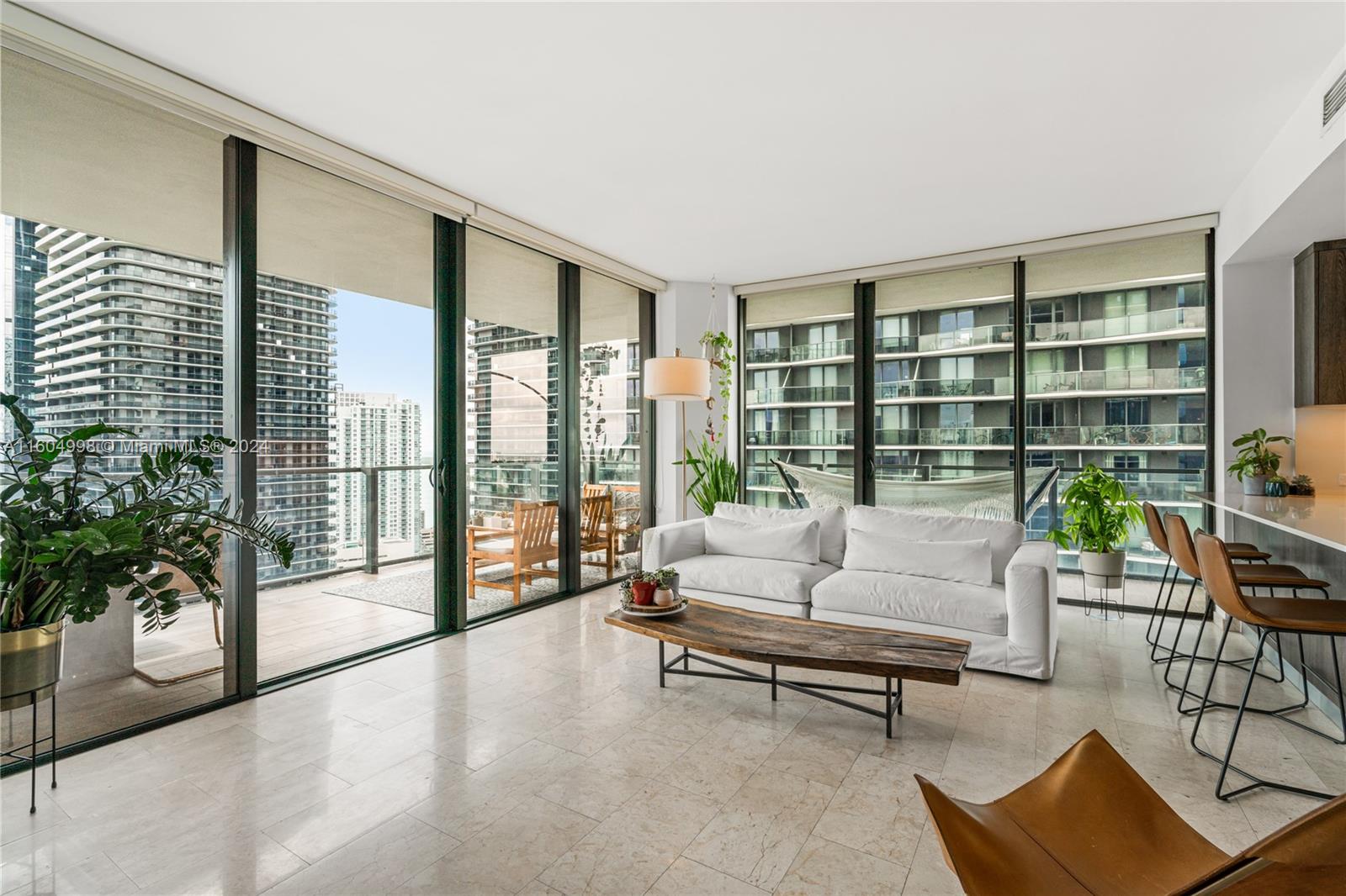 88 7th St, Miami, Florida 33130, 2 Bedrooms Bedrooms, ,2 BathroomsBathrooms,Residential Lease,For Rent,RISE CONDO,7th St,A11604998