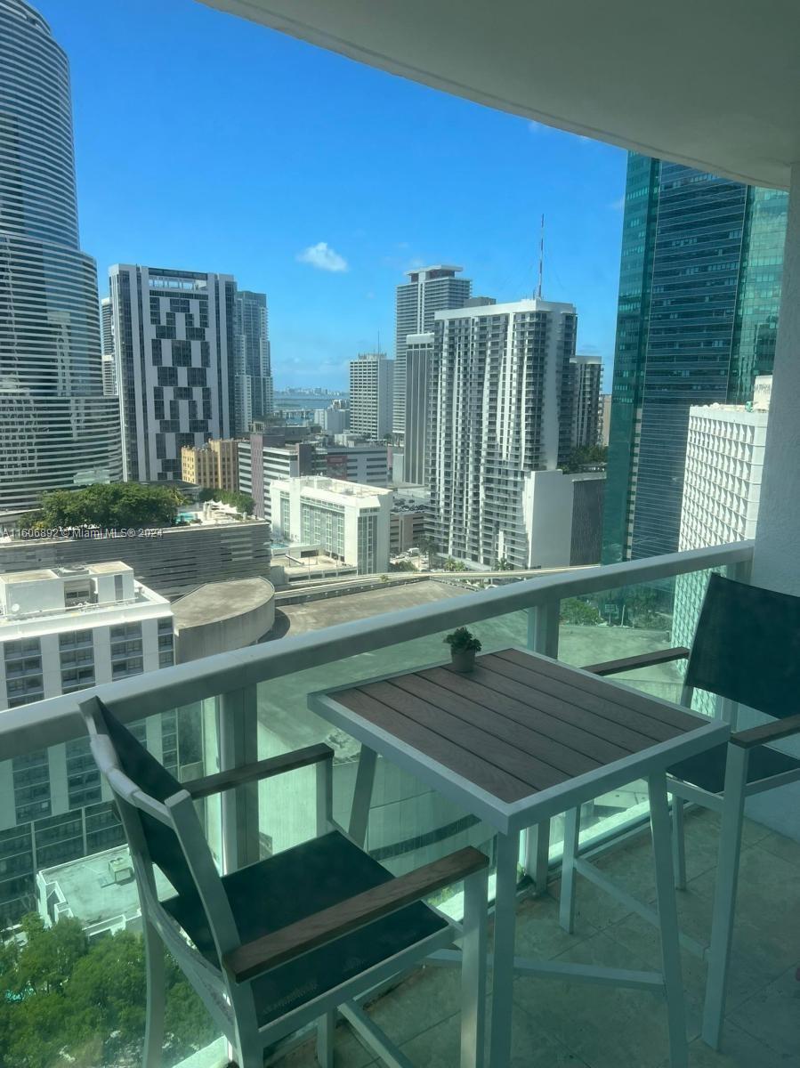31 5th St, Miami, Florida 33131, 2 Bedrooms Bedrooms, ,2 BathroomsBathrooms,Residential Lease,For Rent,BRICKELL ON THE RIVER N T,5th St,A11606892 31 5th St, Miami, Florida 33131, 2 Bedrooms Bedrooms, ,2 BathroomsBathrooms,Residential Lease,For Rent,BRICKELL ON THE RIVER N T,5th St,A11606892