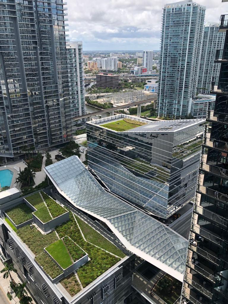 801 Miami Ave, Miami, Florida 33130, 1 Bedroom Bedrooms, ,2 BathroomsBathrooms,Residential,Sold,SLS LUX,Miami Ave,A11609372