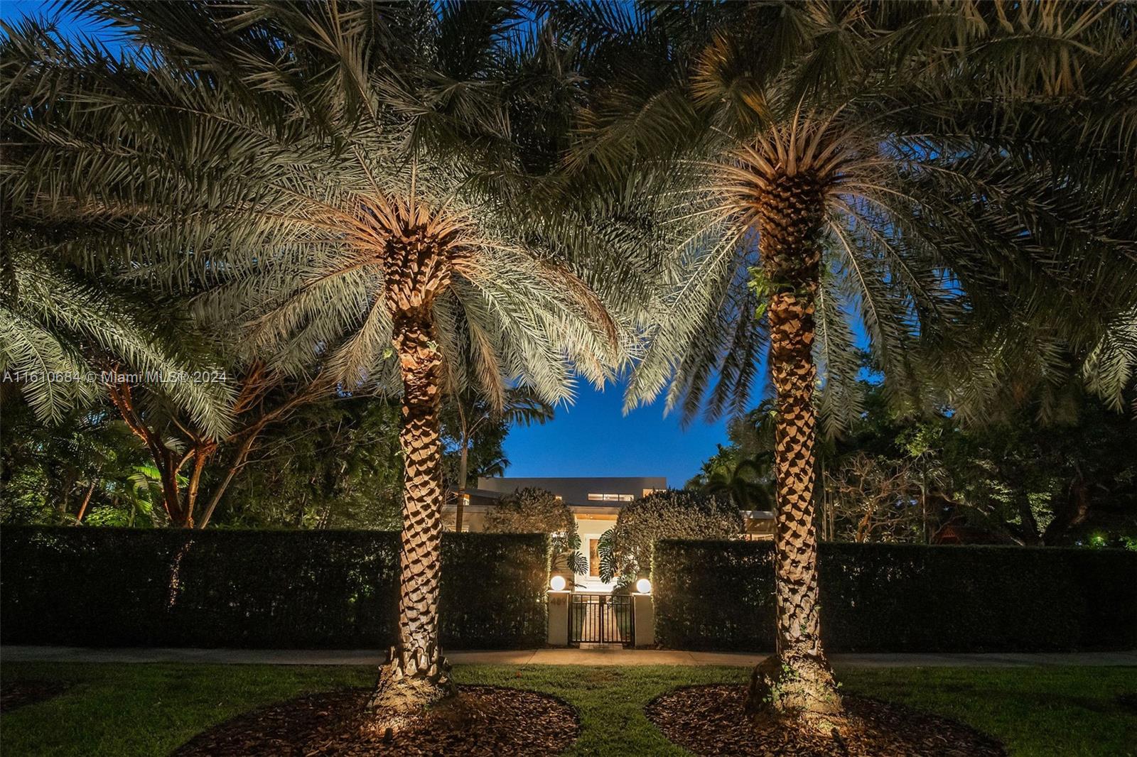 489 95th St, Miami Shores, Florida 33138, 6 Bedrooms Bedrooms, ,4 BathroomsBathrooms,Residential,Sold,MIAMI SHORES SEC 3,95th St,A11610684