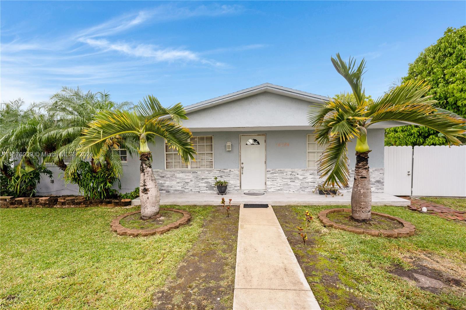 14284 108th Ct, Miami, Florida 33176, 4 Bedrooms Bedrooms, ,2 BathroomsBathrooms,Residential,Sold,8TH ADDN TO RICHMOND HEIG,108th Ct,A11576029
