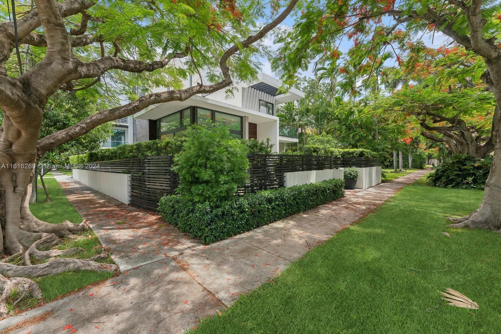 1840 Miami Ave, Miami, Florida 33129, 5 Bedrooms Bedrooms, ,6 BathroomsBathrooms,Residential Lease,For Rent,HOLLEMAN PARK,Miami Ave,A11616269