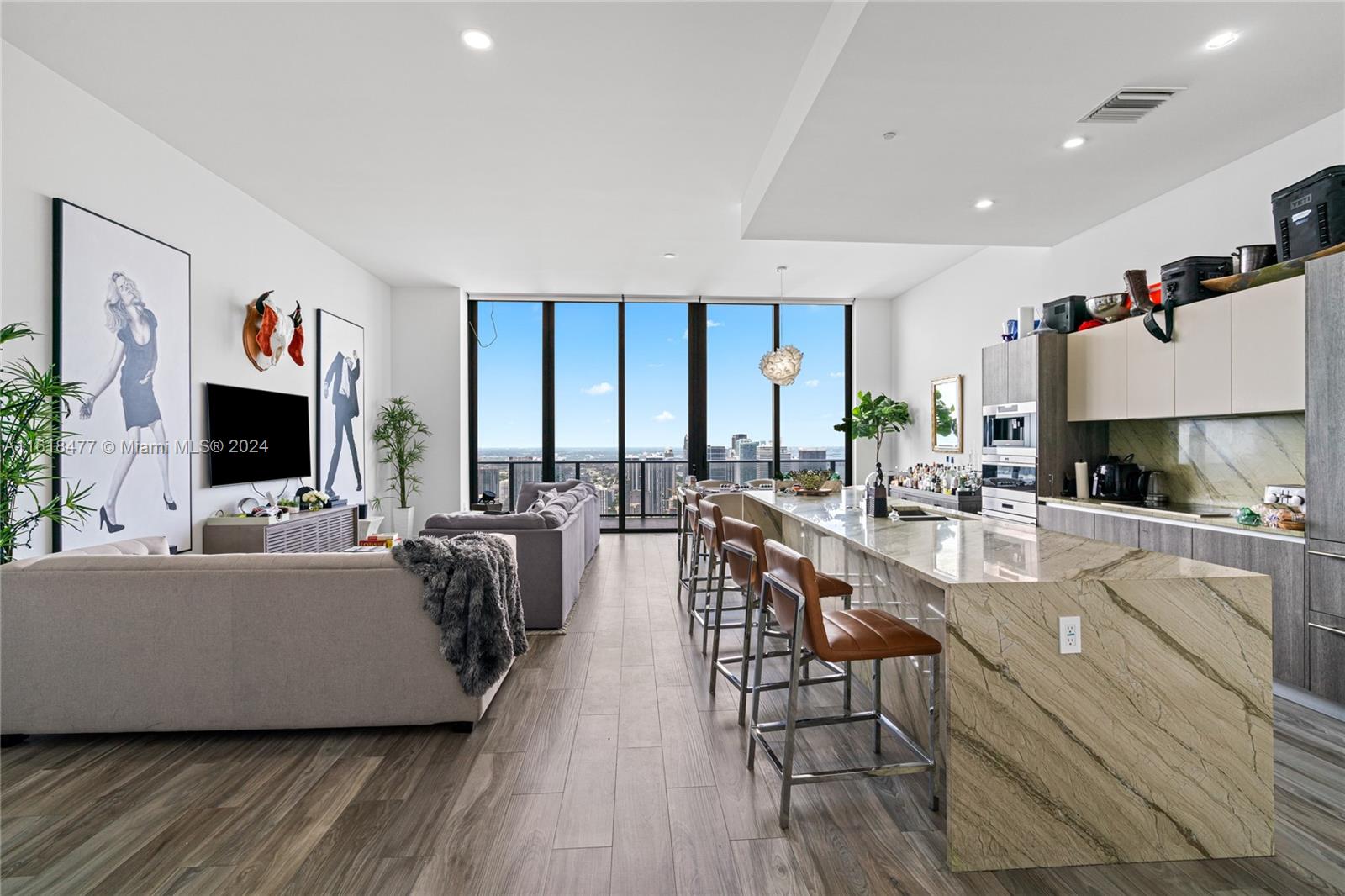 801 Miami Ave, Miami, Florida 33130, 3 Bedrooms Bedrooms, ,4 BathroomsBathrooms,Residential Lease,For Rent,801 SMA RESIDENCES CONDO,Miami Ave,A11618477