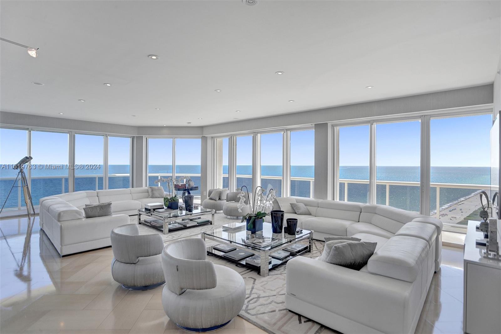 9601 Collins Ave, Bal Harbour, Florida 33154, 4 Bedrooms Bedrooms, ,4 BathroomsBathrooms,Residential Lease,For Rent,MAJESTIC TOWER,Collins Ave,A11619763