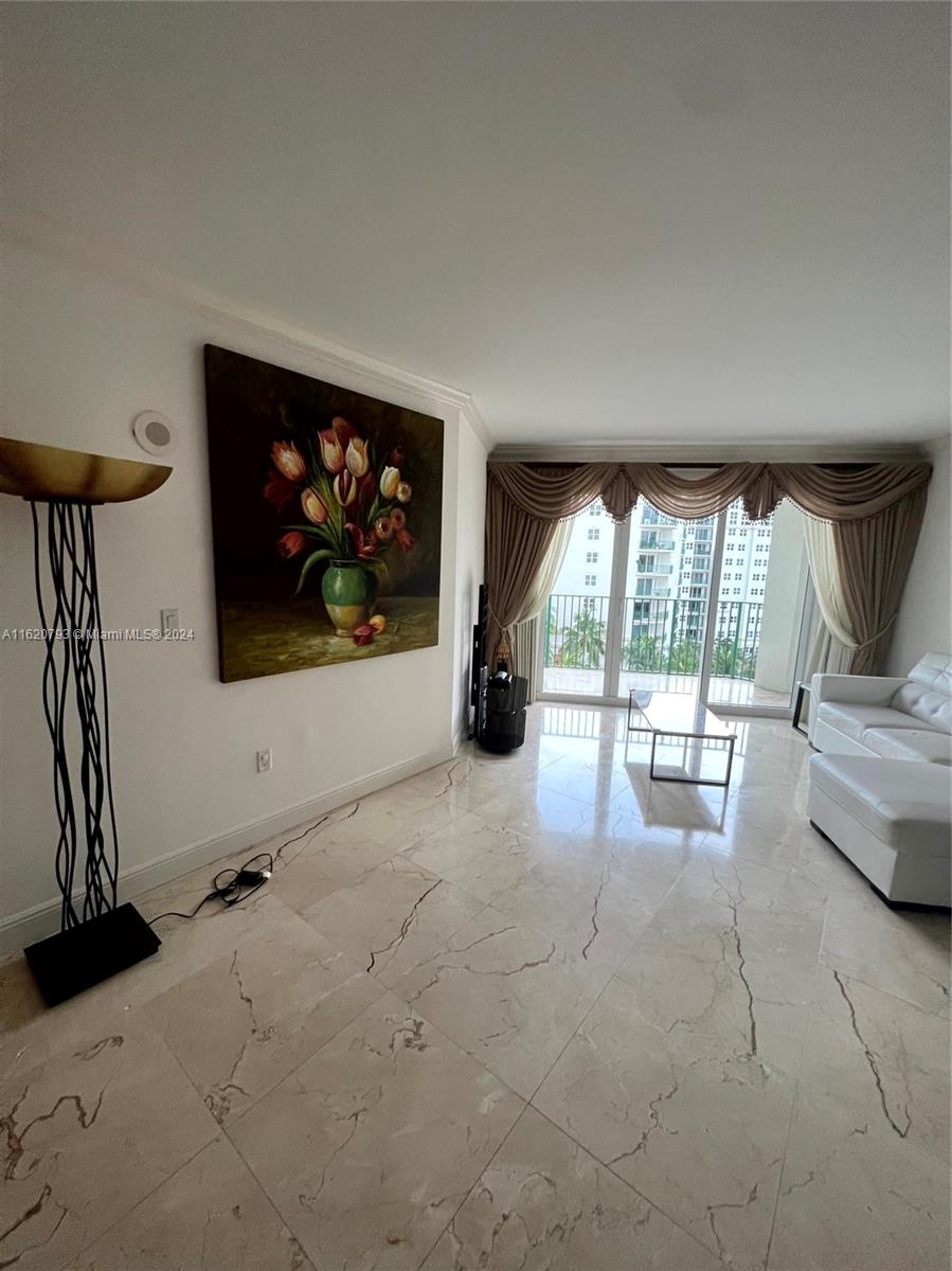 19900 Country Club Dr, Aventura, Florida 33180, 2 Bedrooms Bedrooms, ,2 BathroomsBathrooms,Residential Lease,For Rent,TURNBERRY VILLAGE SO TOWE,Country Club Dr,A11620793