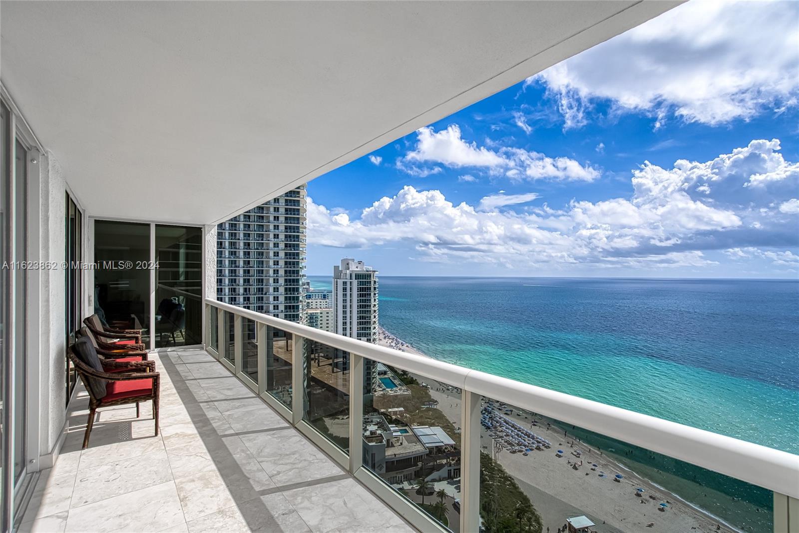 1800 Ocean Dr, Hallandale Beach, Florida 33009, 3 Bedrooms Bedrooms, ,3 BathroomsBathrooms,Residential,For Sale,BEACH CLUB THREE CONDO,Ocean Dr,A11623862 1800 Ocean Dr, Hallandale Beach, Florida 33009, 3 Bedrooms Bedrooms, ,3 BathroomsBathrooms,Residential,For Sale,BEACH CLUB THREE CONDO,Ocean Dr,A11623862